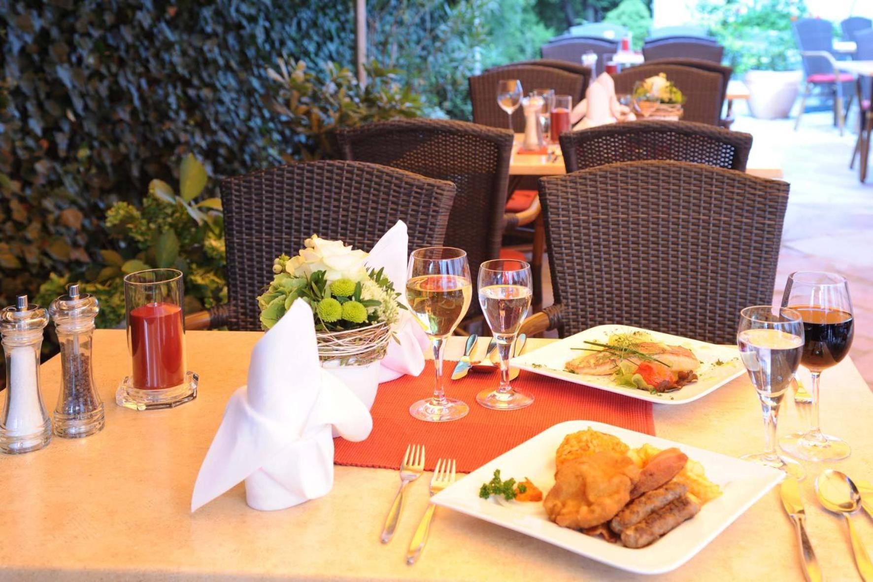 Hotel & Restaurant Hugenottengarten Friedrichsdorf Ngoại thất bức ảnh